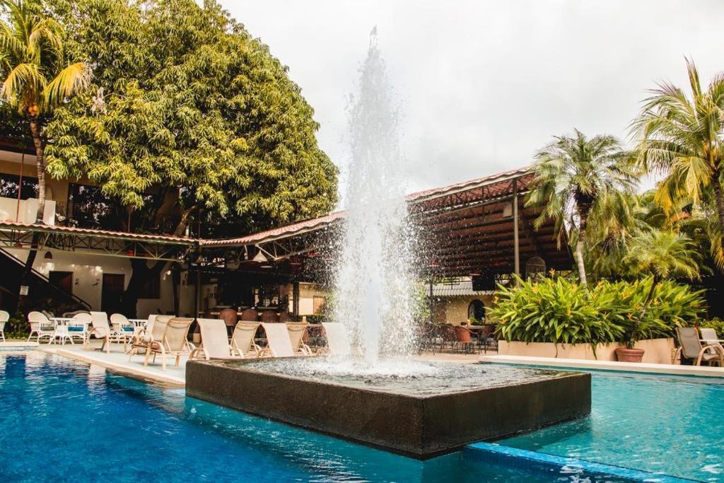Hotel Coco Palms Playas del Coco 외부 사진